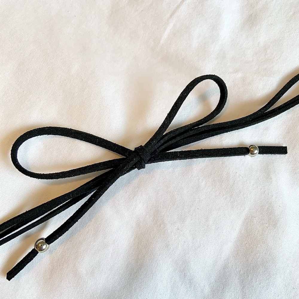 Black suede choker necklace